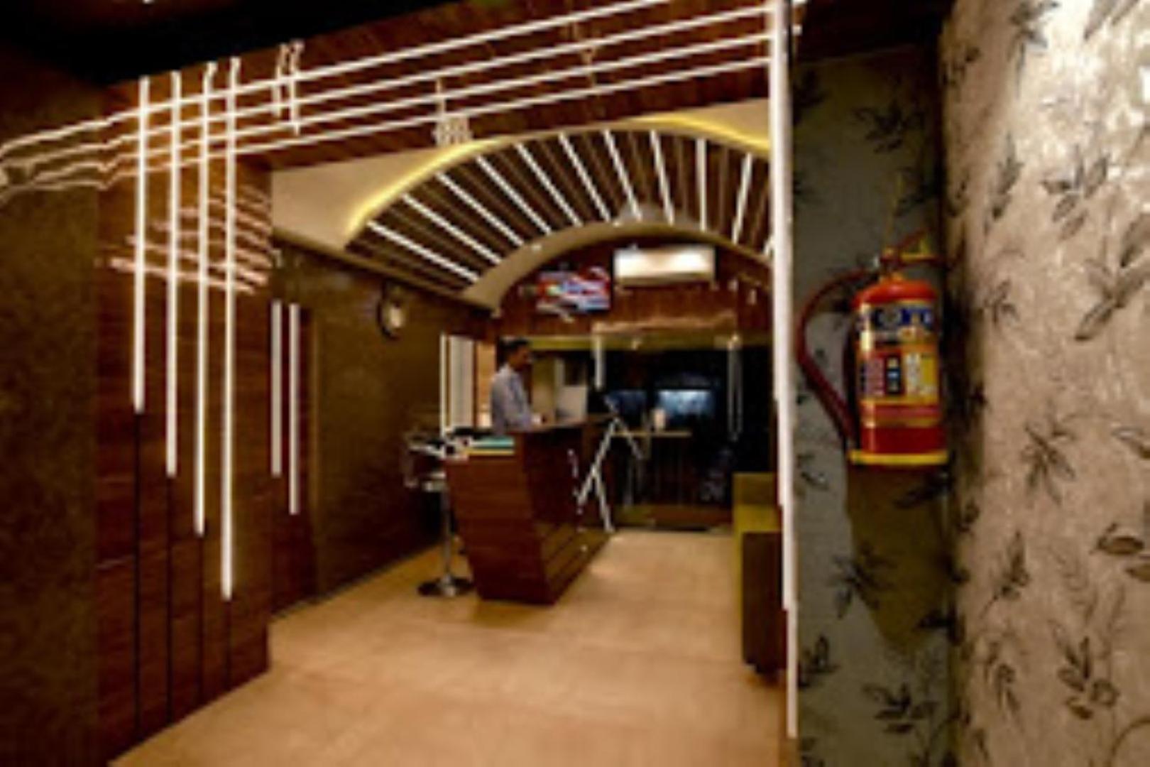 Hotel Vk Inn Prayagraj Extérieur photo